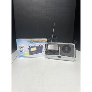 Dynamo Rechargeable GH- 858 AM/FM/SW 1-6 8 Band World Radio With Box Crank Radio